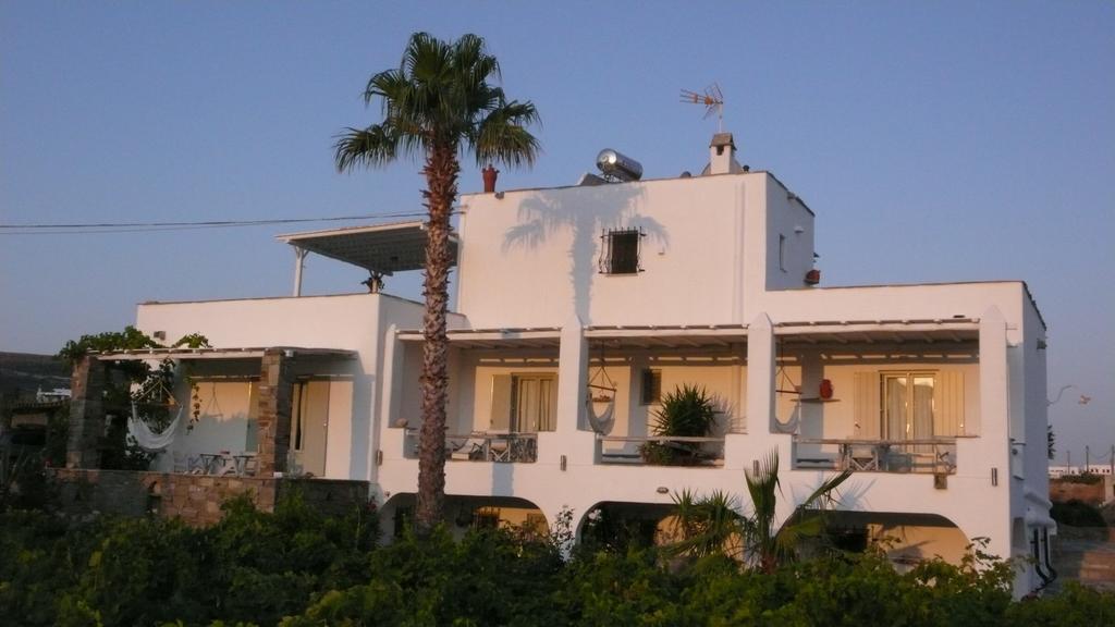 Paros Apartments Extérieur photo
